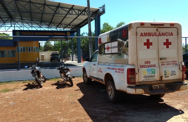 Das três ambulância detidas pela PRF em Campo Maior nos últimos 20 dias, uma a de Coivaras, ainda permanece n patio da PRF. 