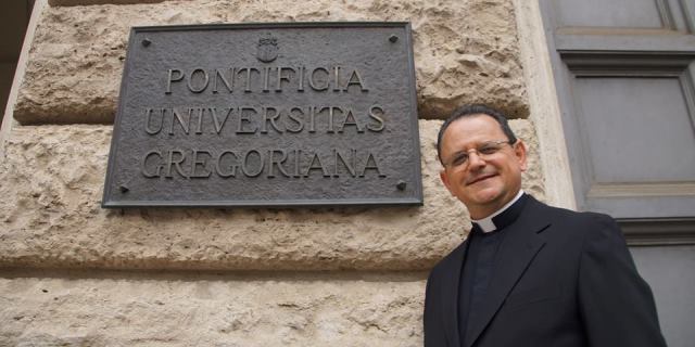Padre Geraldo Reis Maia, reitor do Colgio Pio Brasileiro.