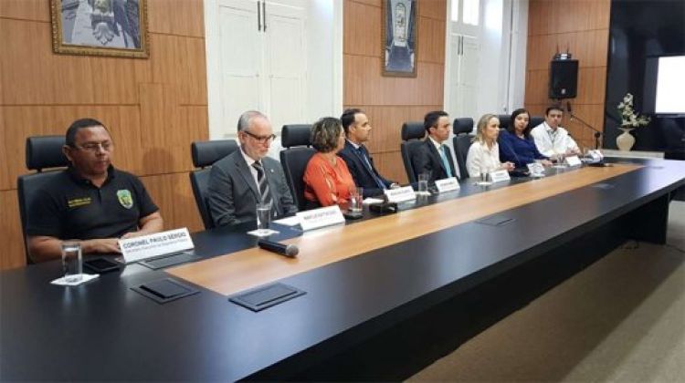 Fonte: Cidade Verde / Foto: Reprodução /Coletiva que anunciou as prisões