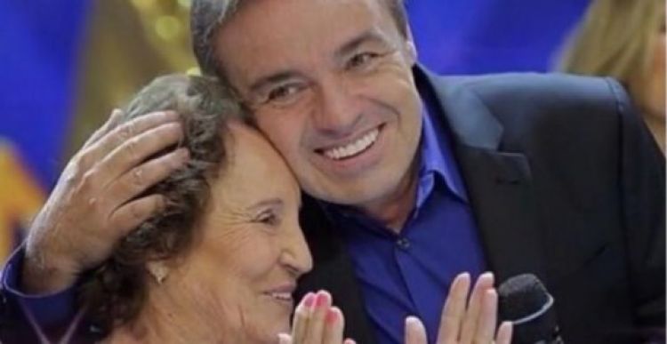 Com Informações: Metrópole