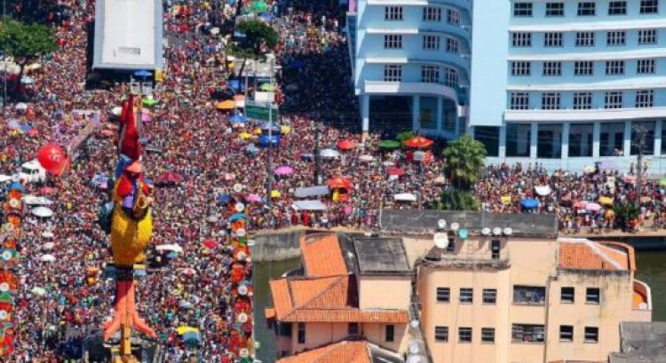 Com Informações: Revista Fórum