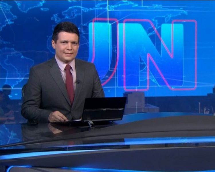 Com Informações: G1