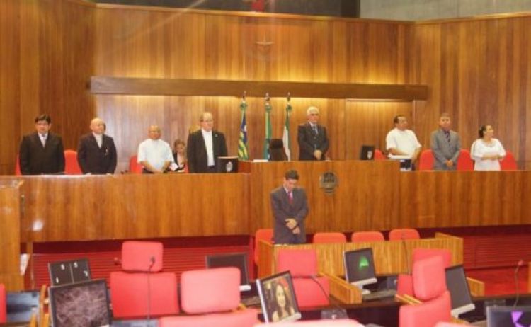 Sessão na ALEPI nesta quinta-feira, lembrando a importância para o desenvolvimento histórico, cultural, econômico e social de Campo Maior