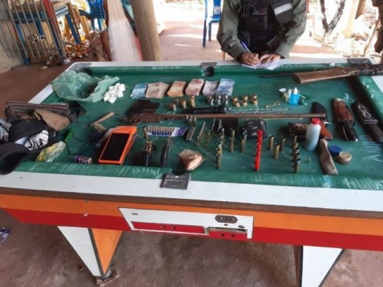 Com Informações: Realidade em Foco