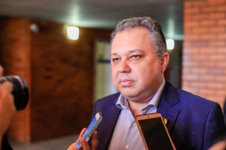 Com Informações: Meio Norte