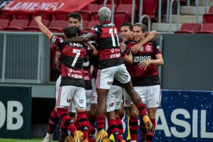 Com informações: UOL