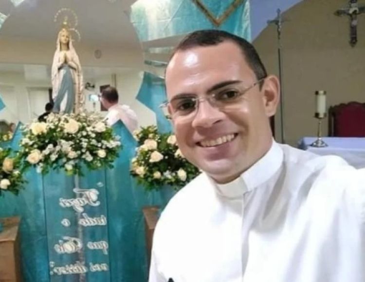 Com Informações: UOL