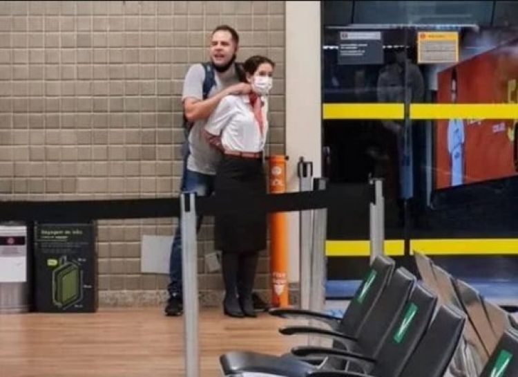 Com Informações: UOL