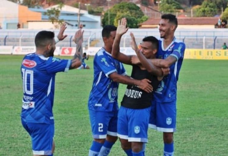 Com informações: GP1