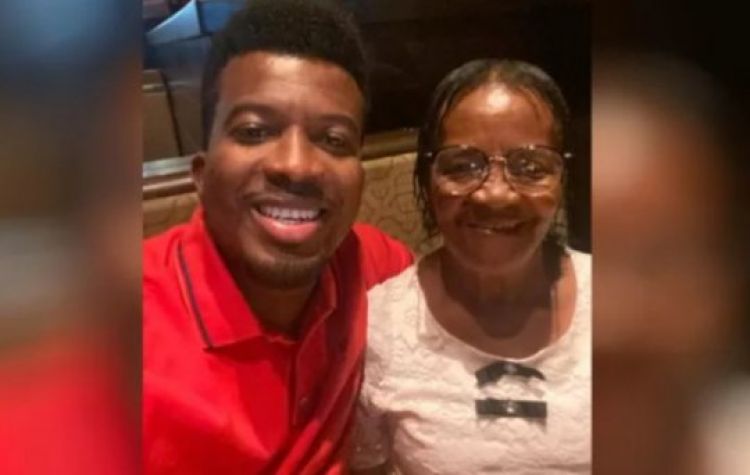 Cantor Delino Marçal com a mãe Odete Rosalina — Foto: Reprodução/Instagram