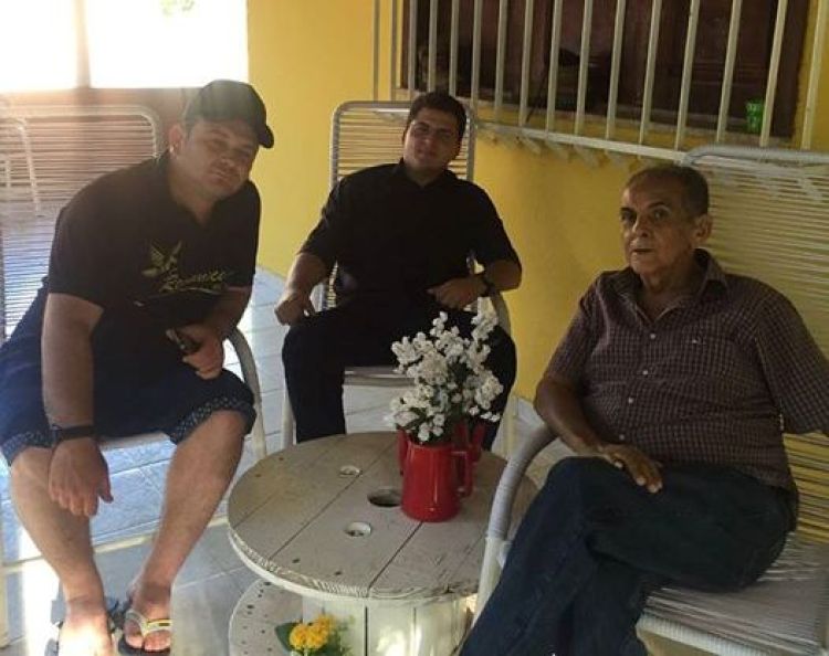 Corboreto recebe político de Sigefredo Pacheco e anuncia o filho como vereador