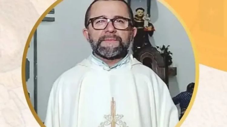 Padre é afastado após denúncias de "conduta incompatível" - Foto: Reprodução