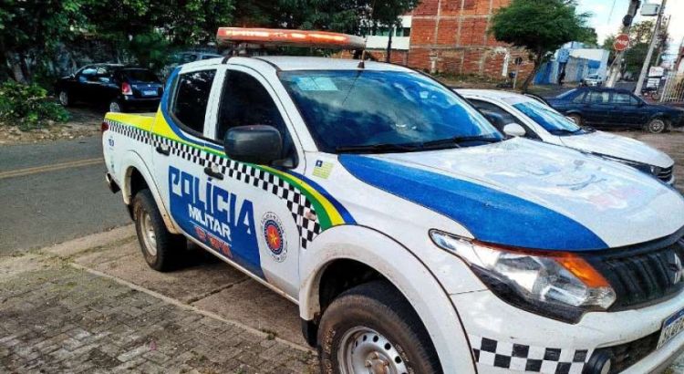 Viatura na delegacia de Campo Maior. Foto: Campo Maior Em Foco