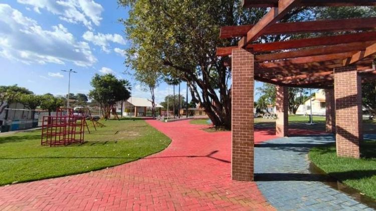 Vista parcial da Praça Nossa Senhora das Graças em Jatobá domPiauí. Foto: Campo Maior Em Foco
