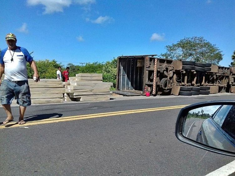 Com informações de Kairo Amaral