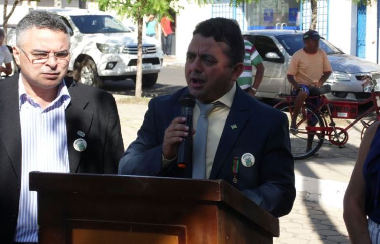 Prefeito Ribinha pediu união dos políticos em prol de Campo Maior Fotos: Fábio Wellington