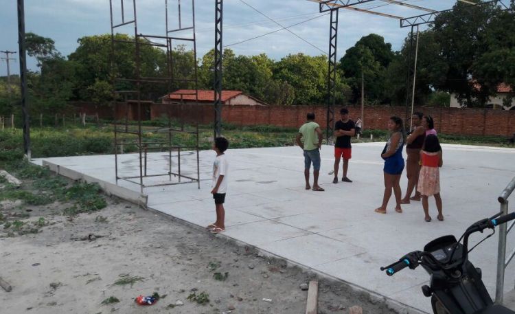 Com informações do longah