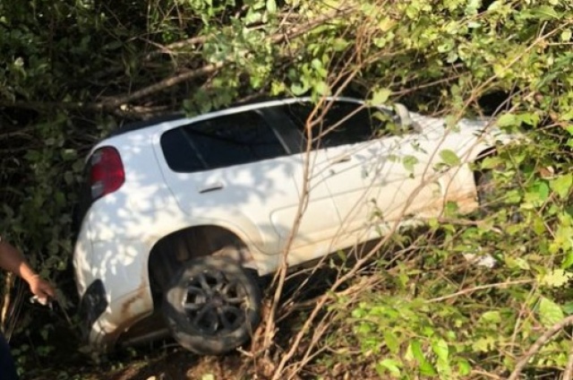 Motorista de Sigefredo Pacheco (PI) sofre acidente de carro entre Campo Maior e Castelo do Piauí