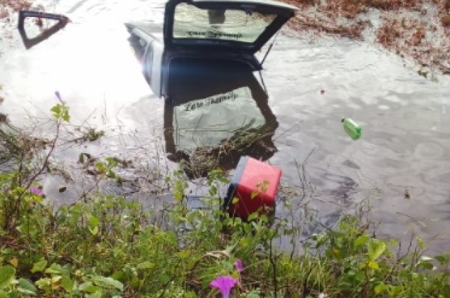 Carro é encontrado submerso em açude na zona rural de Nossa Senhora de Nazaré (PI)