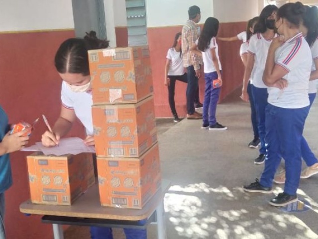 Governo distribuirá absorventes para alunas da rede estadual de Buriti dos Montes (PI) 