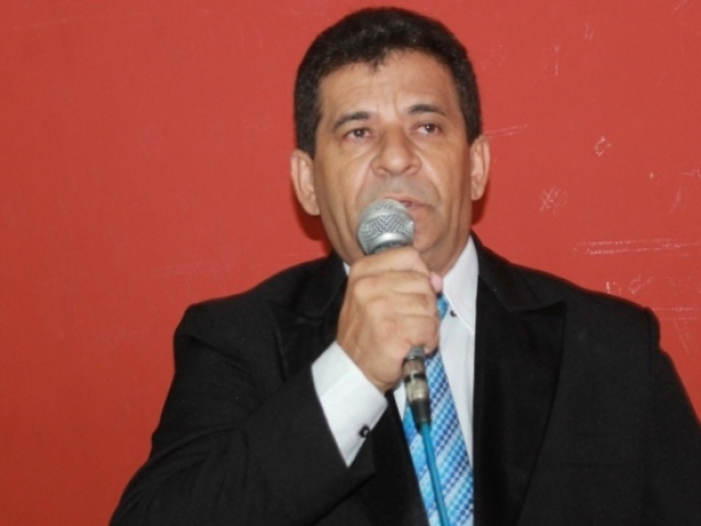 Ex-prefeito de Jatobá do Piauí, Zé Carlos é multado pelo TCE (PI)
