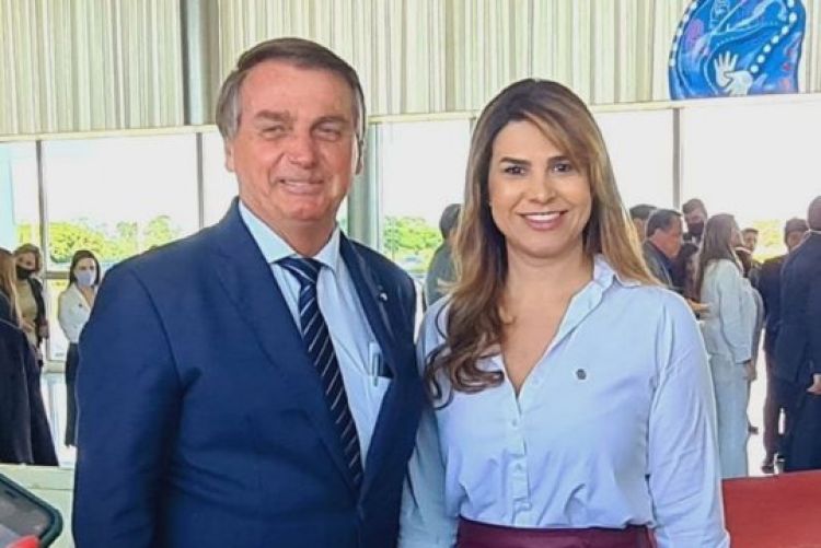 Com informações: Lupa 1 Com informações: Lupa 1