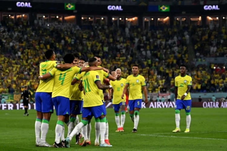 Brasil goleia Coreia do Sul por 4 a 1 e avança às quartas de final na Copa (Foto: Manan Vatsyanayan / AFP)