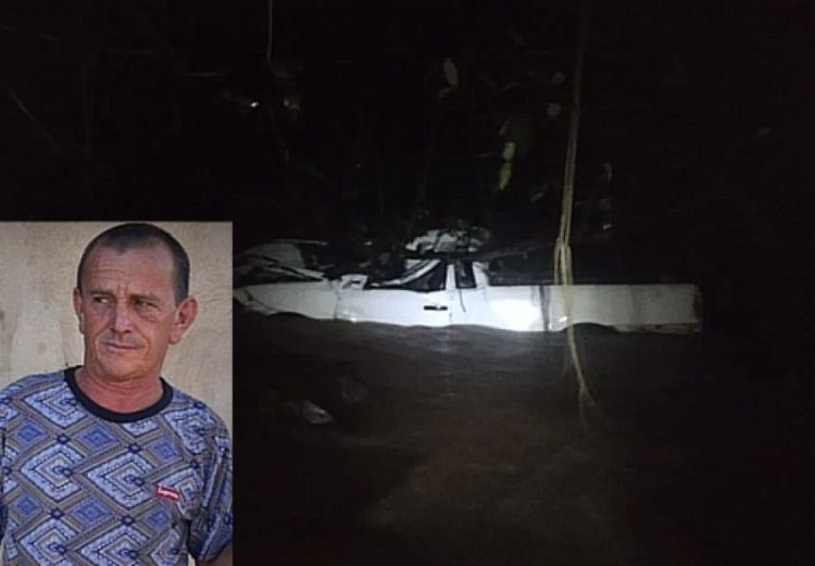Homem morre ao ter carro arrastado por correnteza durante chuva no Piauí - Foto: Divulgação/SSP-PI Homem morre ao ter carro arrastado por correnteza durante chuva no Piauí - Foto: Divulgação/SSP-PI
