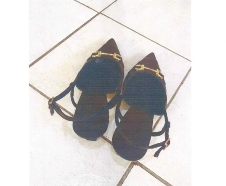 Foto: sandália usado pela advogada  Foto: sandália usado pela advogada