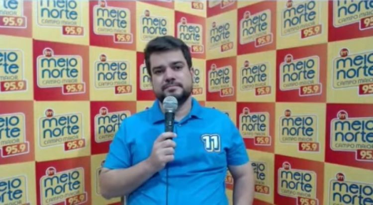 Dogim Félix durante entrevista a emissora de rádio. Foto: reprodução Dogim Félix durante entrevista a emissora de rádio. Foto: reprodução