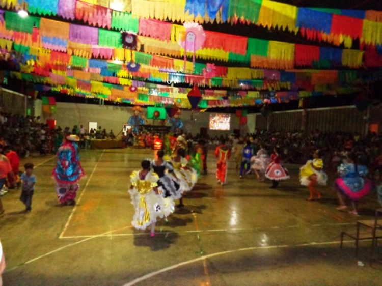 Festival de Jatobá do Piauí vai acontecer, mas será pago pela própria prefeitura. Já em Sigefredo Pacheco terá apenas uma comemoração de uma escola