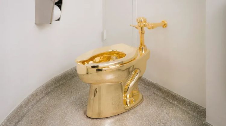 Imagem da peça América, uma privada de ouro do artista visual Maurizio Cattelan — Foto: Guggenheim.org Imagem da peça América, uma privada de ouro do artista visual Maurizio Cattelan — Foto: Guggenheim.org