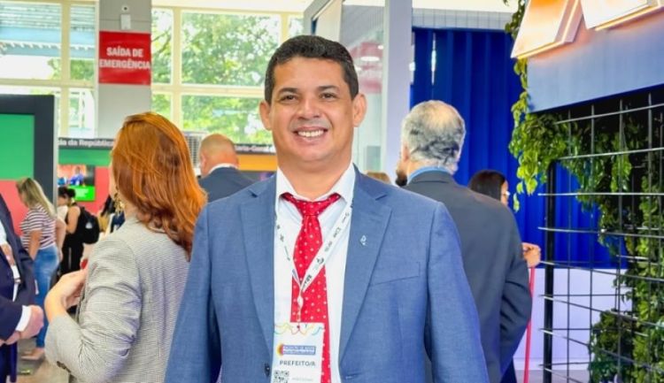 Prefeito João Arilson. Foto: reprodução/rede social Prefeito João Arilson. Foto: reprodução/rede social