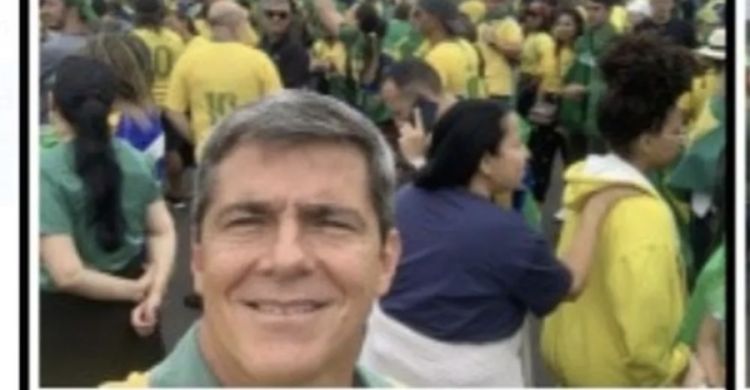General Mario Fernandes tirou selfie em acampamento golpista em 2022 — Foto: Reprodução/ PF General Mario Fernandes tirou selfie em acampamento golpista em 2022 — Foto: Reprodução/ PF
