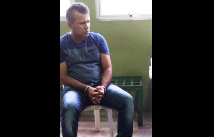 Manim estaria agredindo a esposa e matou o jovem que tentou pacificar a situação Manim estaria agredindo a esposa e matou o jovem que tentou pacificar a situação