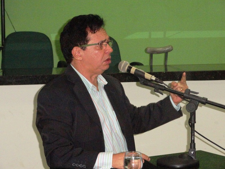 Edvaldo Lima, líder do governo na Câmara 
